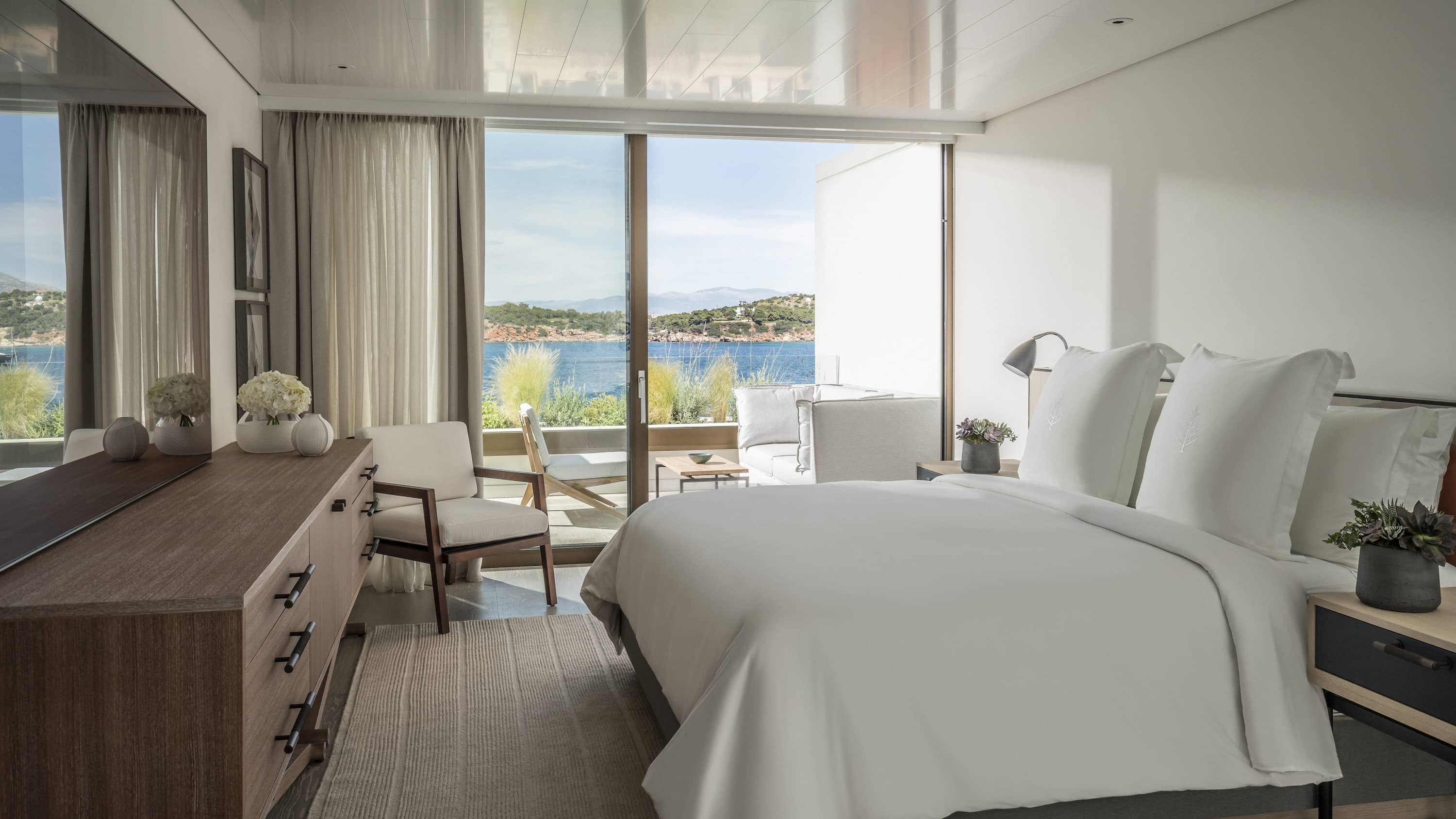 Nafsika sea-view 1-bedroom suite