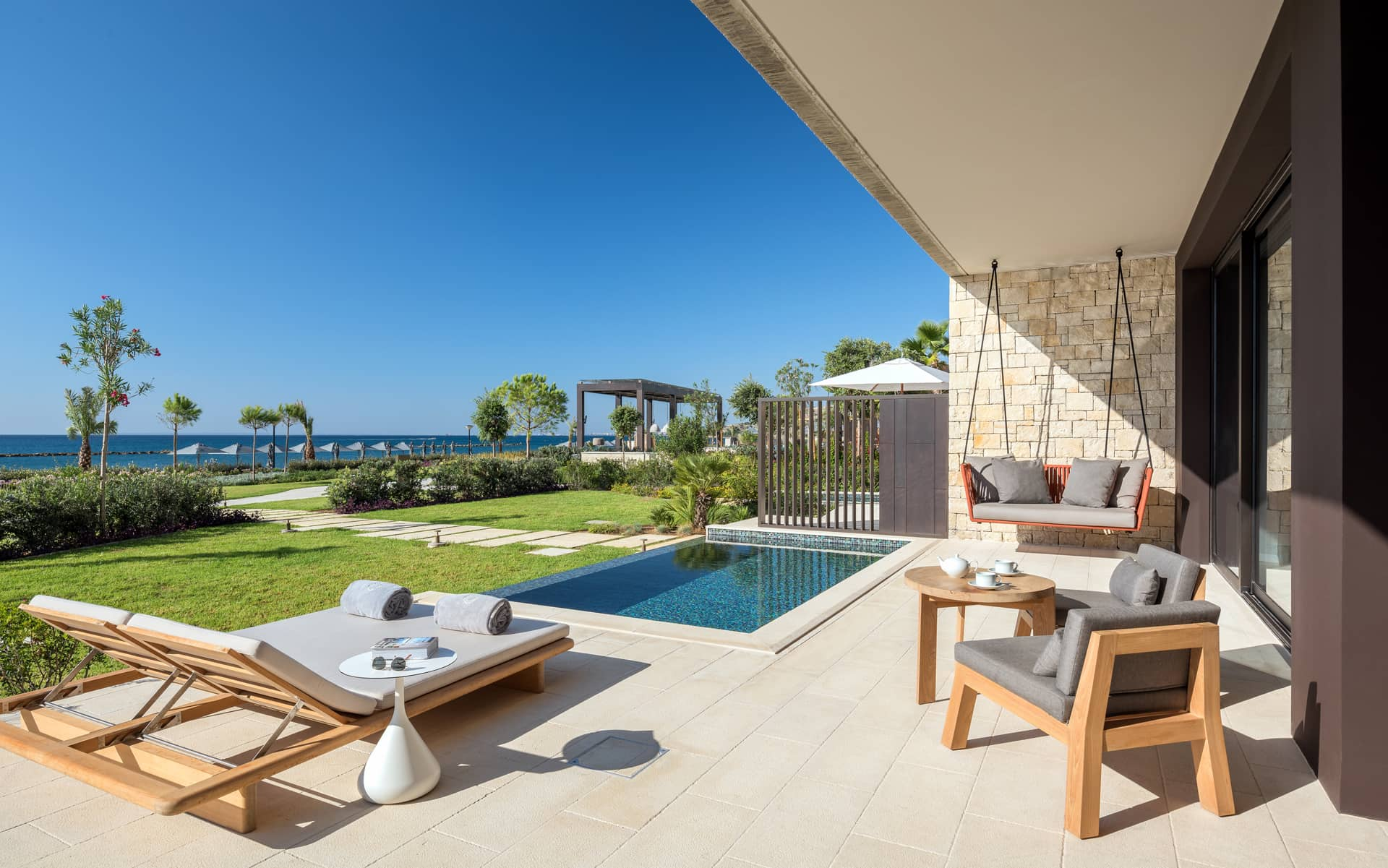 Seafront cabana with private pool