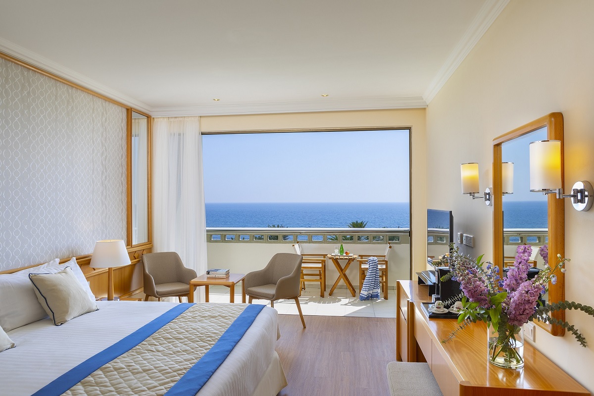 SUPERIOR Sea VIEW ROOM