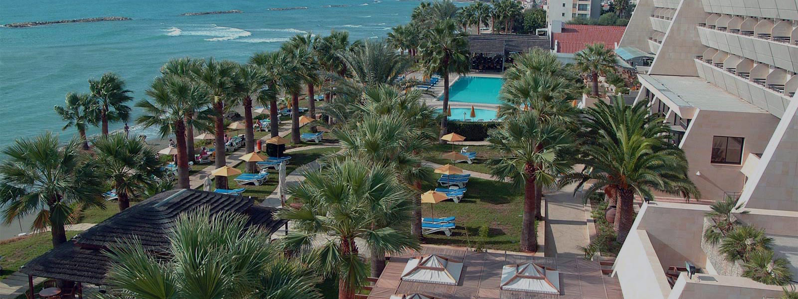 Palm Beach Hotel & Bungalows 4*