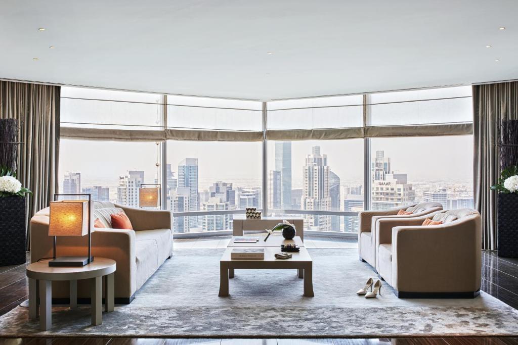 Armani Signature suite