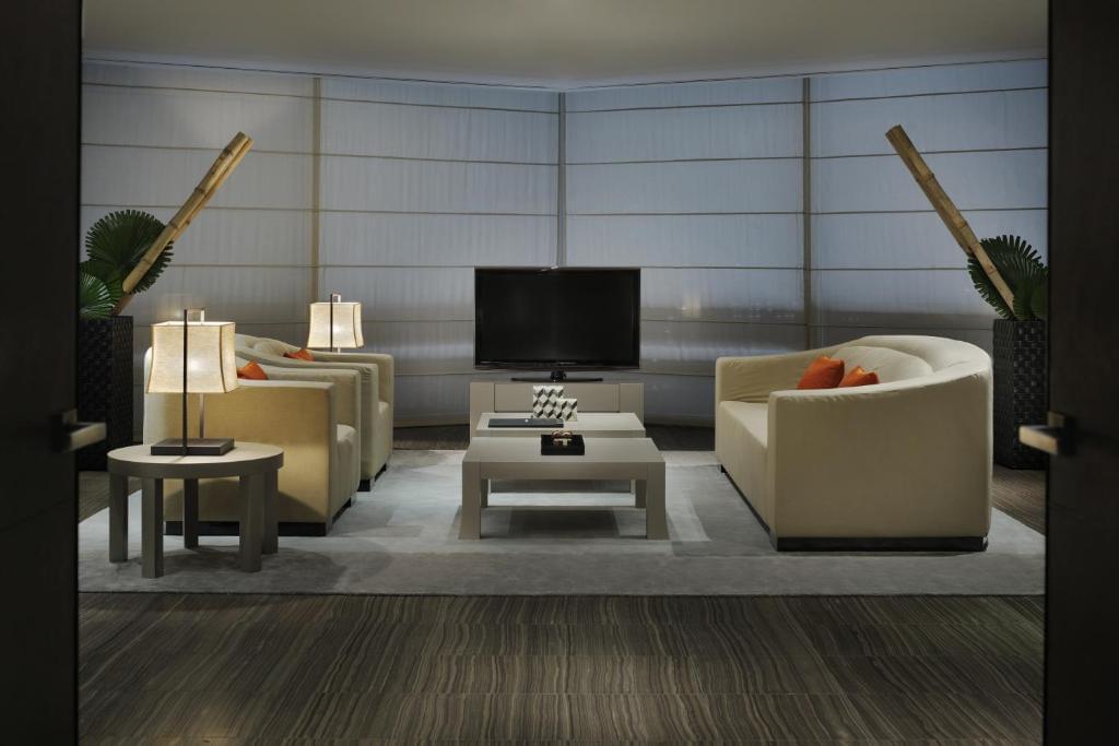 Armani Signature suite