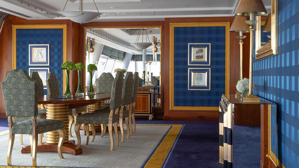 Diplomatic suite 3-bedroom