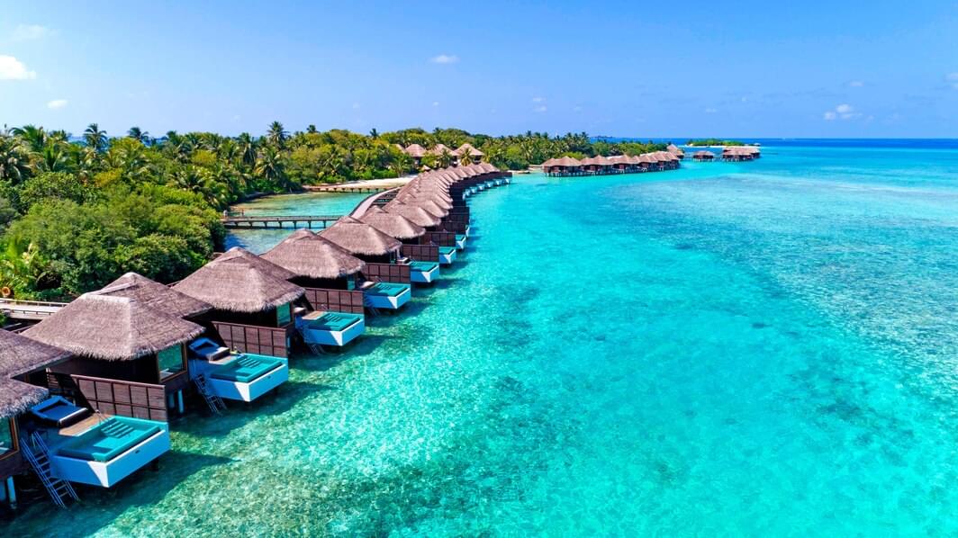 Water Bungalow with Pool 