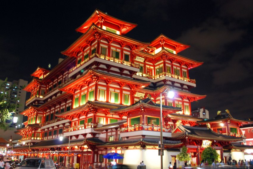 китайский храм Buddha Tooth Relic Temple & Museum