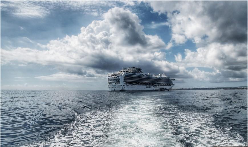 Лайнер Sapphire Princess 